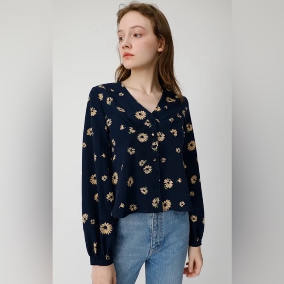 Moussy sz 1 or S Navy Floral Button-Up Margalet Blouse peasant sleeve great cond - Picture 11 of 11
